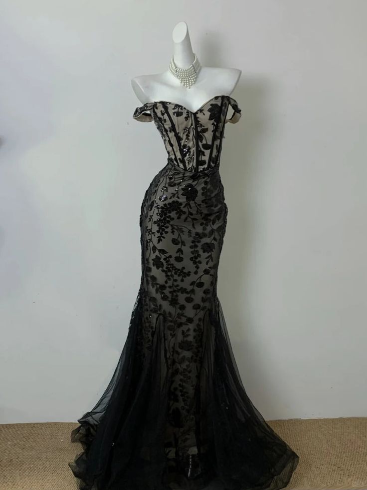 Chic Mermaid Black Off The Shoulder Lace Without Sleeves Long Prom Dress, Evening Dress