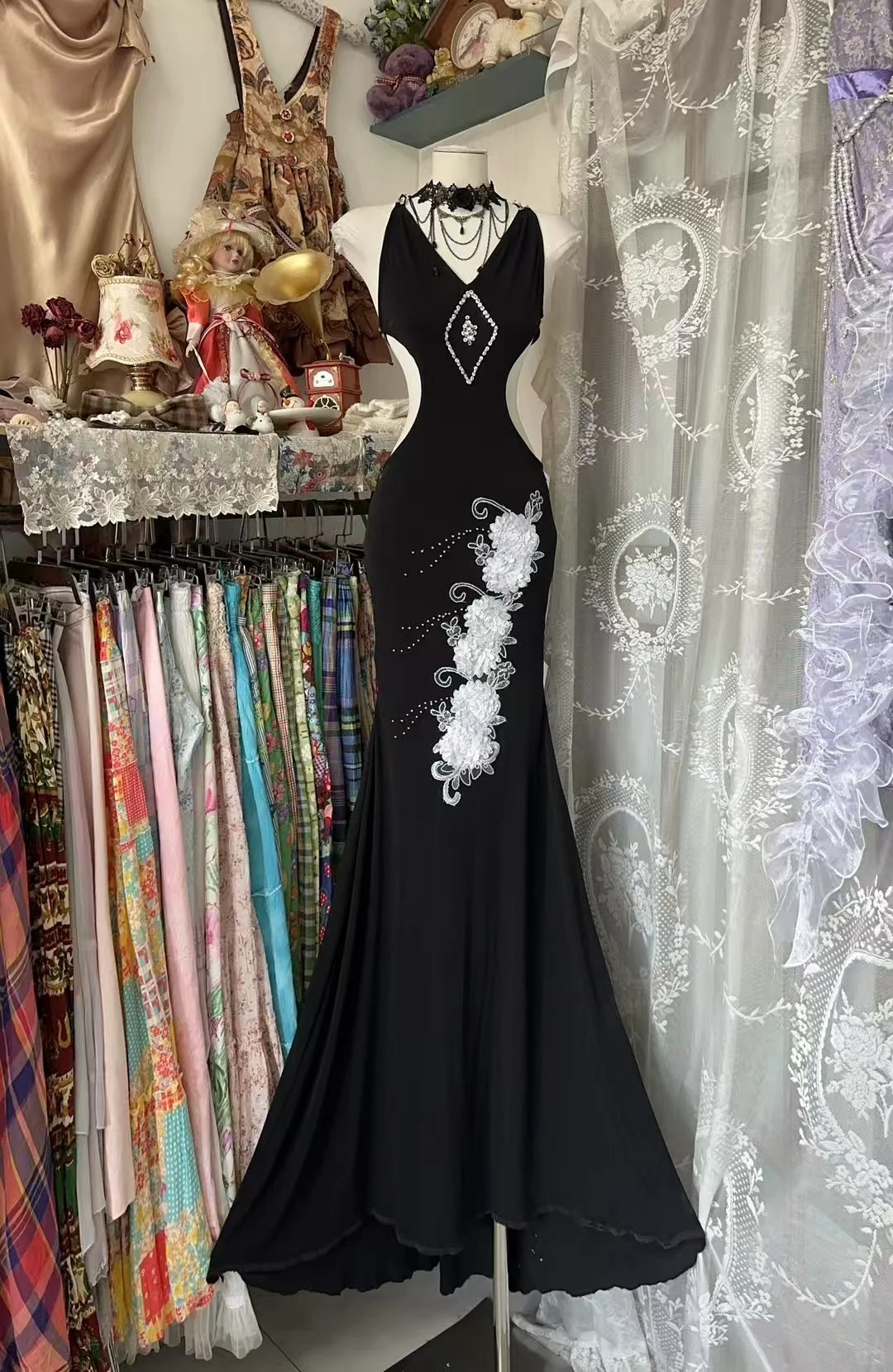 Chic Mermaid V Neck Satin Sequin Embroidery Without Sleeves Long Prom Dress, Evening Dress