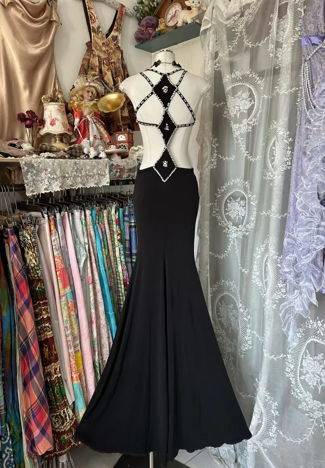 Chic Mermaid V Neck Satin Sequin Embroidery Without Sleeves Long Prom Dress, Evening Dress