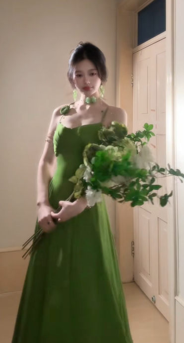 Charming Green A Line Spaghetti Straps Satin Long Prom Dress, Evening Dress
