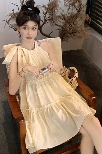 French sweet sleeveless halter neck A-line princess short dress