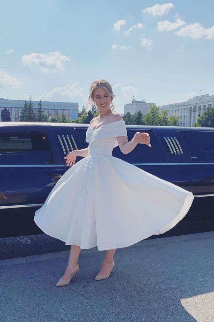 Vintage Off-shoulder Tea-Length Prom Dresses