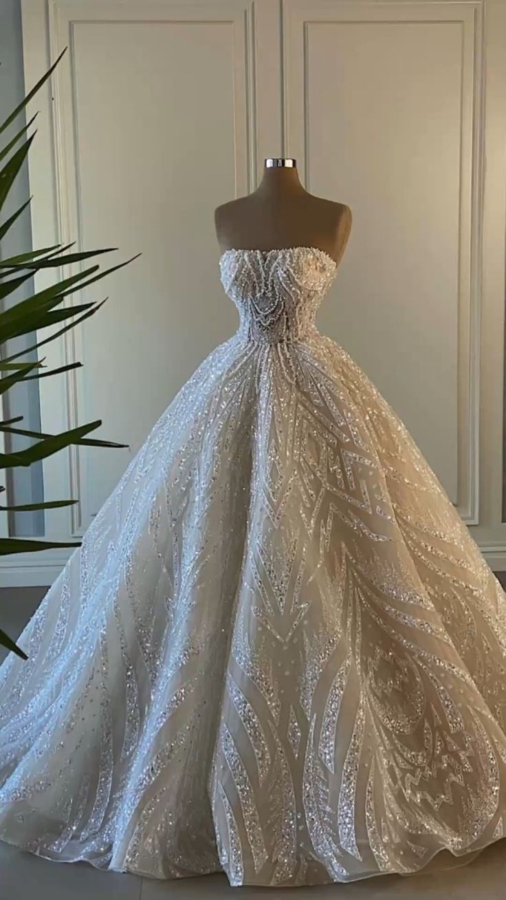Vintage Ball Gown Strapless Sequin Long Wedding Dresses