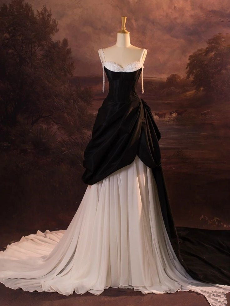 Vintage Mermaid Straps Satin White Black Long Wedding Dresses