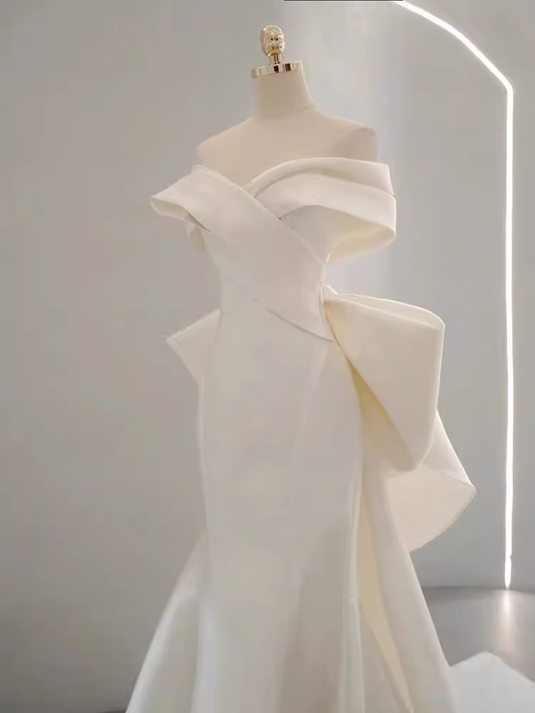 Fairytale Mermaid Off The Shoulder Short Sleeves White Long Wedding Dresses