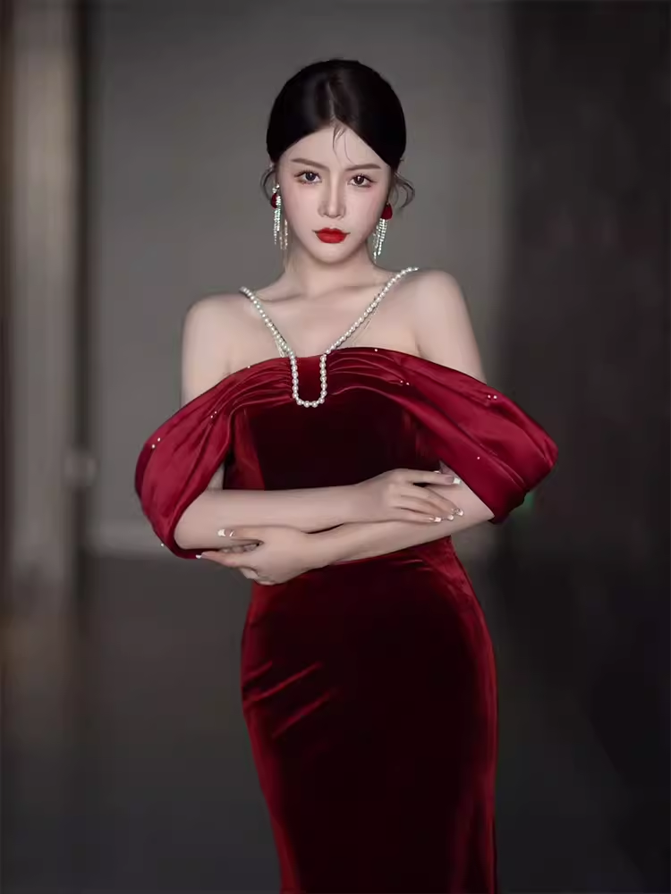 Sexy Mermaid Off The Shoulder Short Sleeves Velvet Burgundy Prom Dress