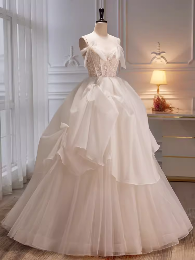 Modest Ball Gown Off The Shoulder Short Sleeves White Tulle Long Prom Dress
