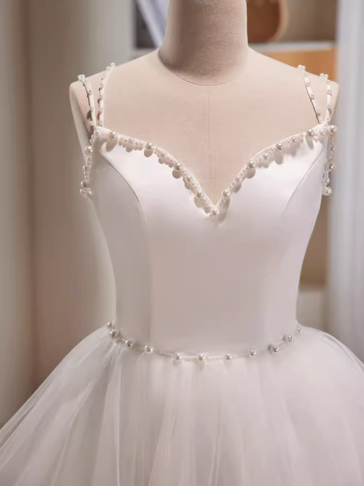 Modest Ball Gown Straps White Tulle Birthday Outfits Homecoming Dress