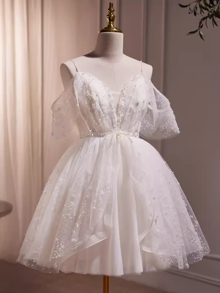 Modest Ball Gown Off The Shoulder White Tulle Birthday Outfits Homecoming Dress