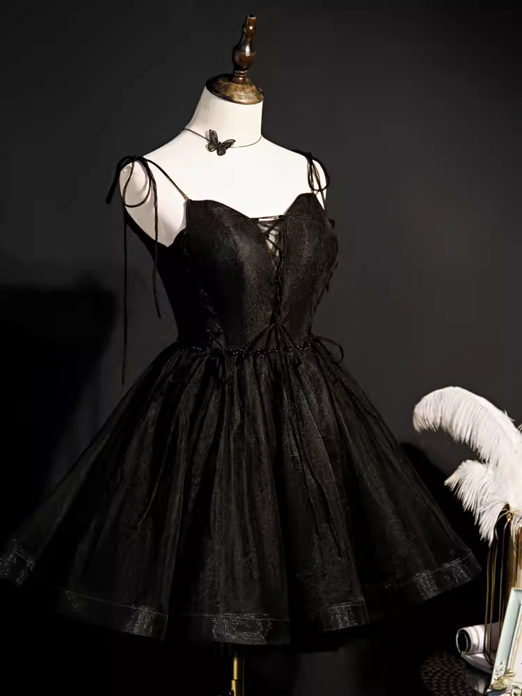 Modest Ball Gown Spaghetti Straps Black Tulle Birthday Outfits Homecoming Dress