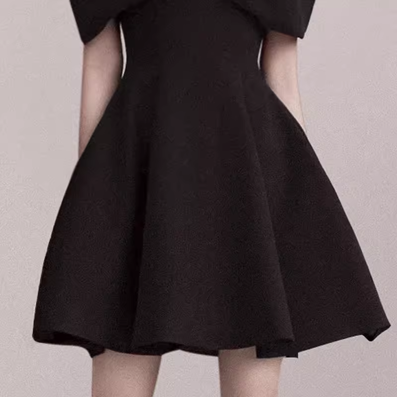 Sexy A line Spaghetti Straps Black Satin Birthday Outfit Homecoming Dresses