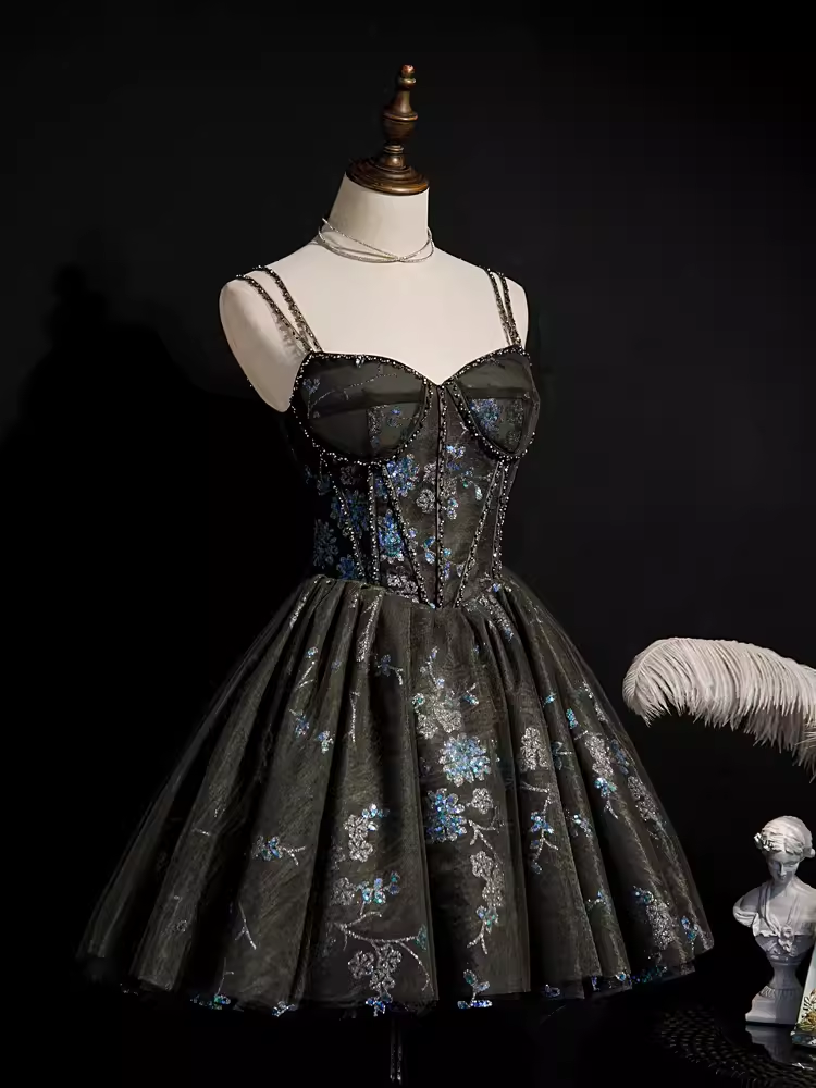 Sexy A line Straps Tulle Black Short Homecoming Dresses
