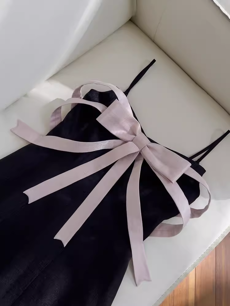Unique A line Straps Satin Black Homecoming Dress 18th Birthday Outfits
