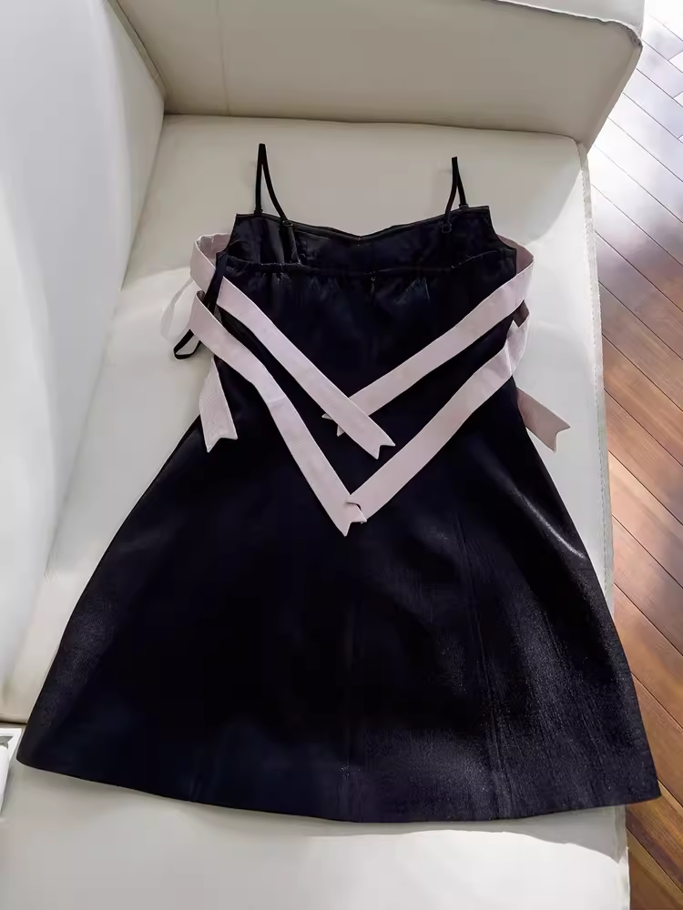 Unique A line Straps Satin Black Homecoming Dress 18th Birthday Outfits