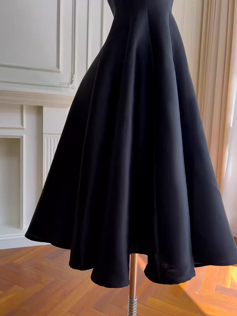 Unique A line Straps Satin Black Homecoming Dress 18th Birthday Outfit