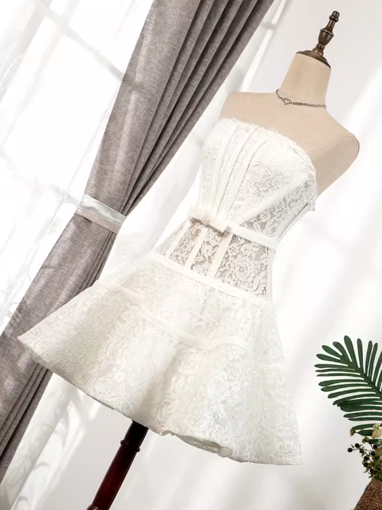 Unique A line Strapless Lace Tulle Homecoming Dress 18th Birthday Outfits