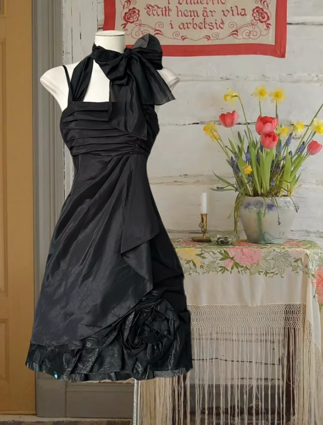 Vintage Black Satin Chiffon Pleated Sheath Short Cocktail Dress Homecoming Dres