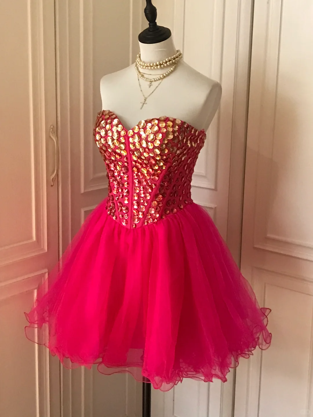 Gorgeous Strapless Red Tulle Beaded Formal Birthday Outfits Homecoming Dress