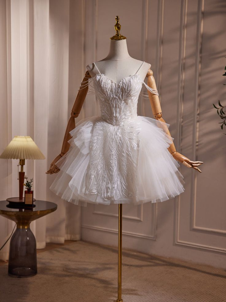 Charming White Spaghetti Straps Sweetheart Neck Homecoming Dress Short Birthday Party Dress