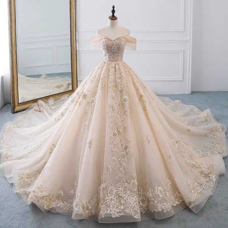 Luxury Ball Gown Off The Shoulder Lace Long Prom Dresses
