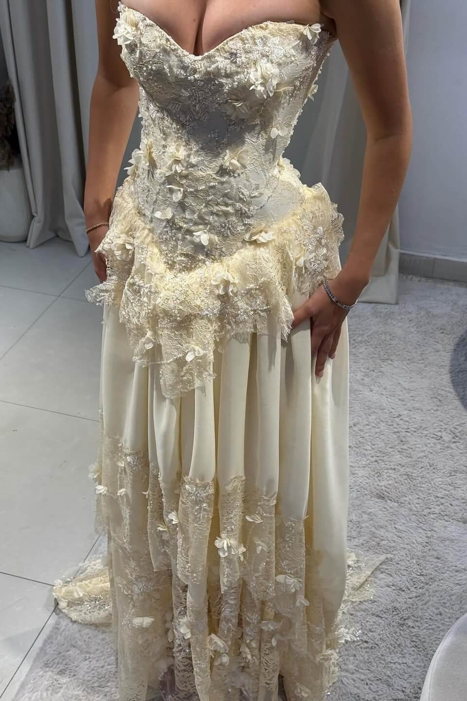 Vintage Yellow A-line Lace Train Prom Dress Evening Dress