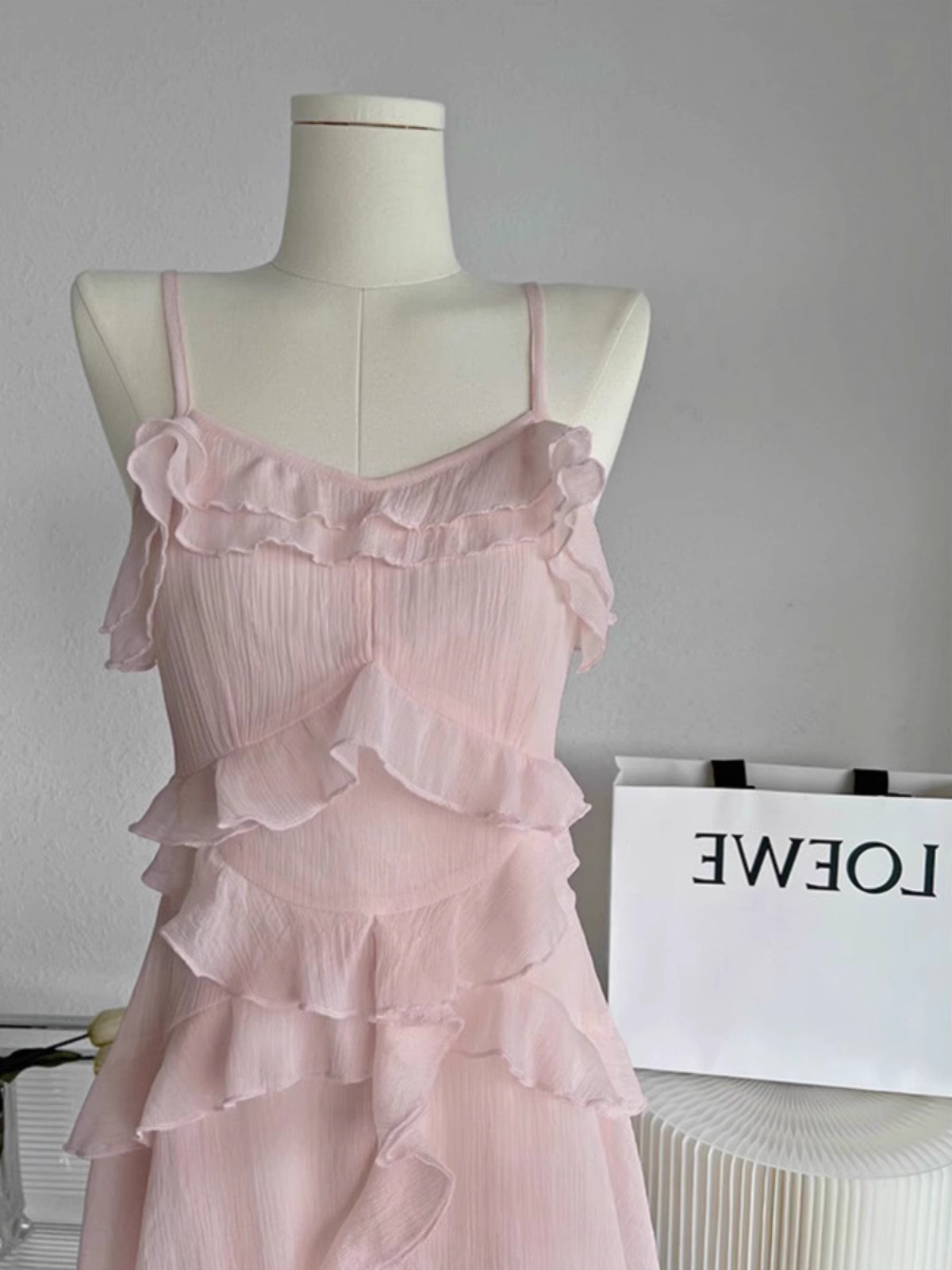 Sexy A Line Straps Ruffled Chiffon Pink Short Women's Holiday Dresses