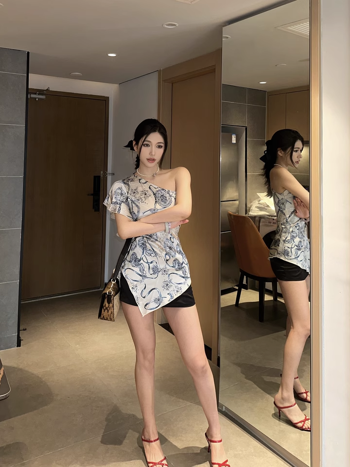 Off-shoulder Irregular Satin Print Hot Girl Sexy Mini Dress