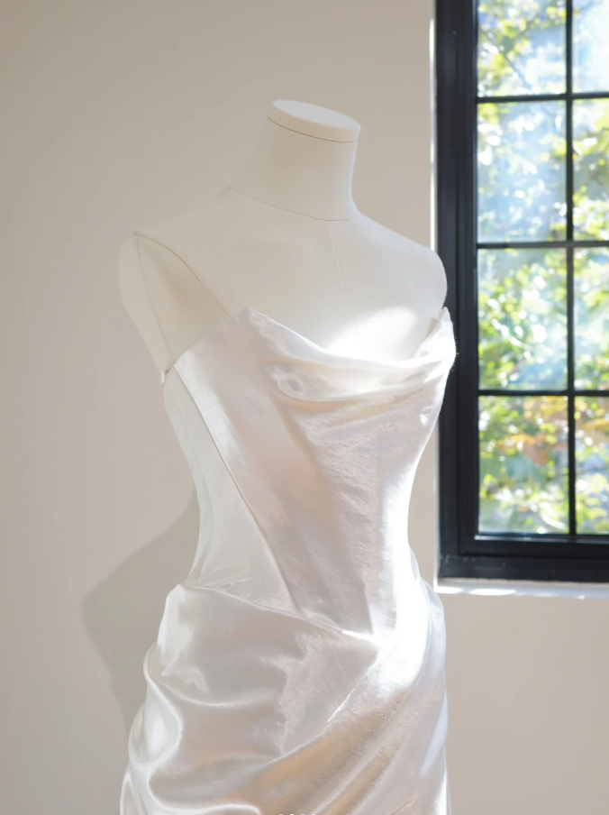 Elegant White Strapless Satin Pleated Mermaid Long Party Dress Birthday Prom Dress