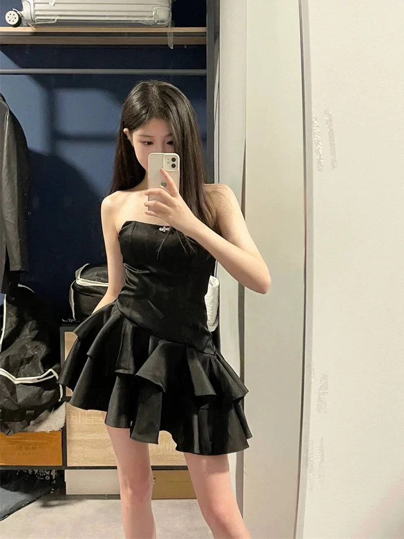 Sexy Black Irregular Puffy Short Homecoming Dress