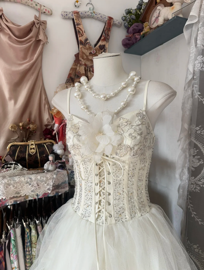 Classy Spaghetti Straps Beige Tulle Layered Flowers A Line Long Prom Dress Party Dress