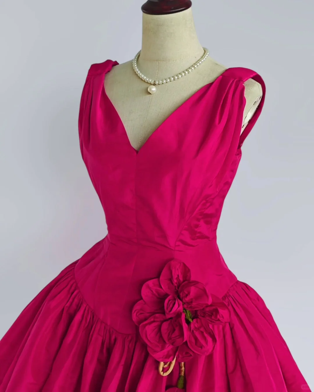 Vintage Hot Pink Satin A Line Graduation Homecoming Dress V Neck Short Party Dress With Flowers