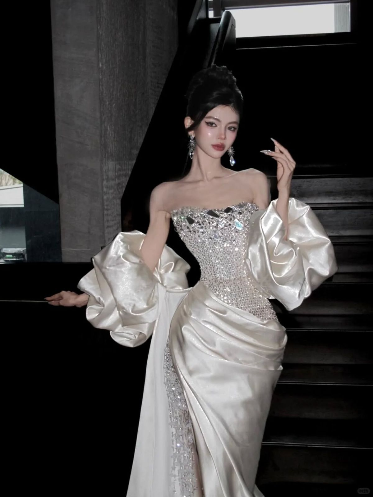 Luxurious Ivory Strapless Satin Sequin Beaded Slit Mermaid Evening Dress Party Gown