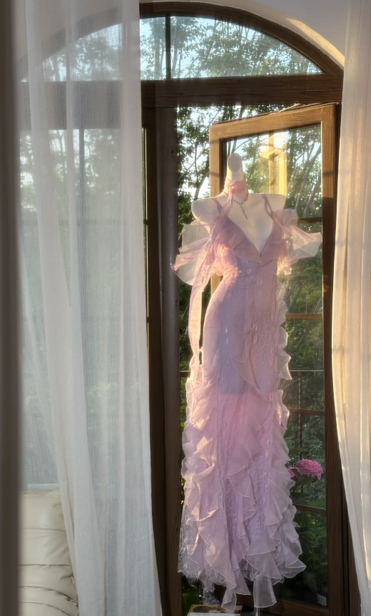Classy Pink Spaghetti Straps V Neck Lace Chiffon Ruffle Mermaid Evening Dress Long Party Dress with Ribbon