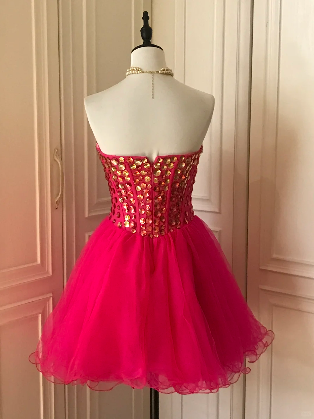 Gorgeous Strapless Red Tulle Beaded Formal Birthday Outfits Homecoming Dress