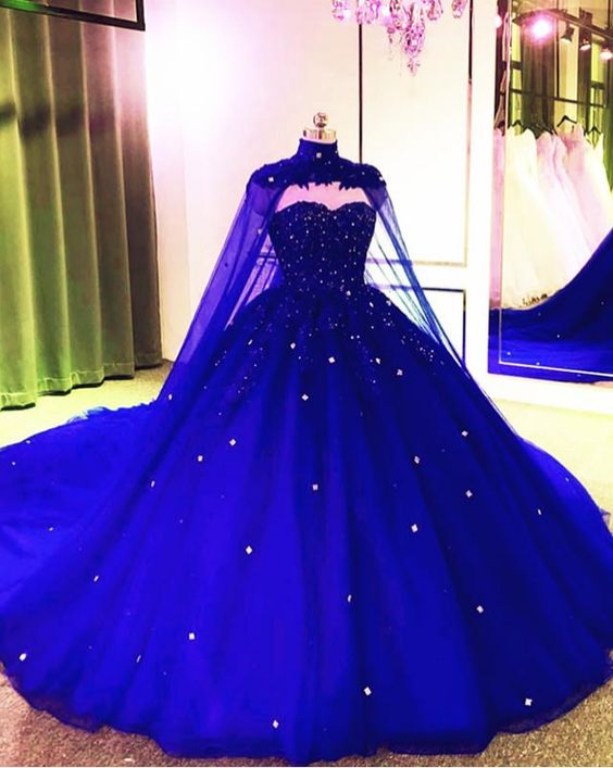 Sweetheart Ball Gown Wedding Dress With Cape