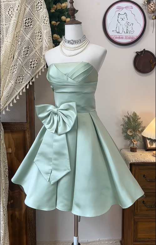 Classy Strapless Satin Bow Homecoming Dress Light Green Mini Birthday Dress
