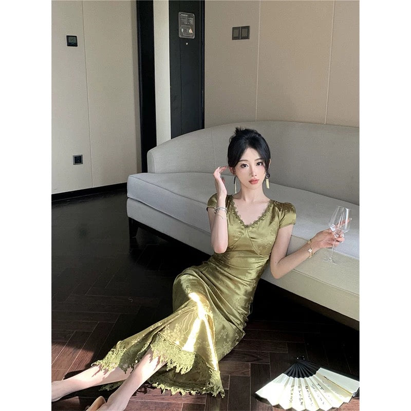 Sexy Mermaid V Neckline Short Sleeves Lace Green Floor Length Evening Dress Prom Dresses
