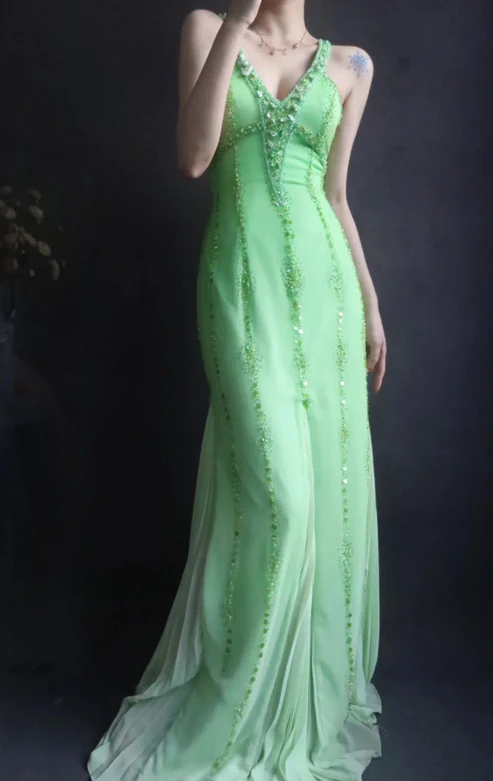 Classy V Neck Green Chiffon Beaded Mermaid Long Party Dress Evening Gown