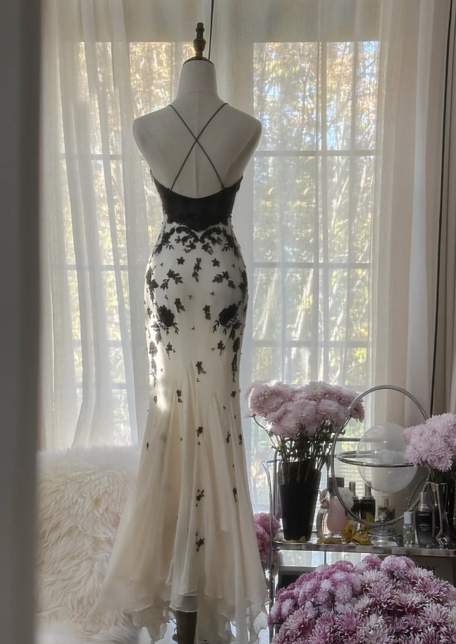 Classy V Neck Beige Chiffon Beaded Appliques Formal Wedding Guest Dress Long Mermaid Party Dress