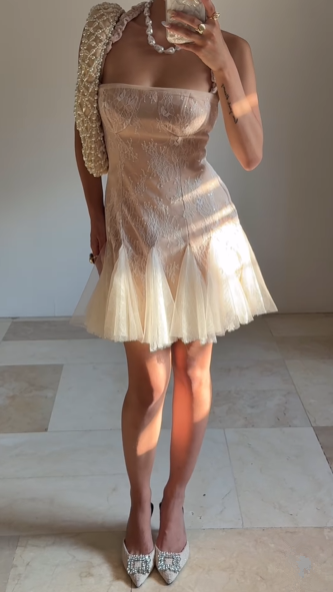 Sweet Tulle Lace Halter Homecoming Dress Short Party Dress