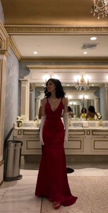 Classy Red Spaghetti Straps V Neck Satin Mermaid Long Wedding Guest Dress Birthday Party Dress With Gloves