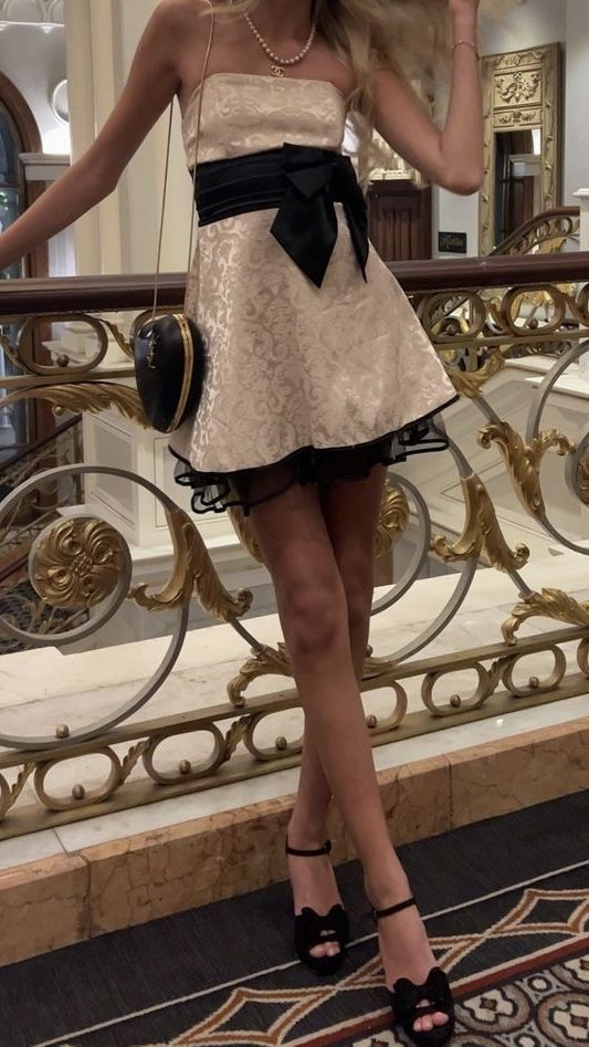 Vintage Light Champagne Short Homecoming Dress Cocktail Dress