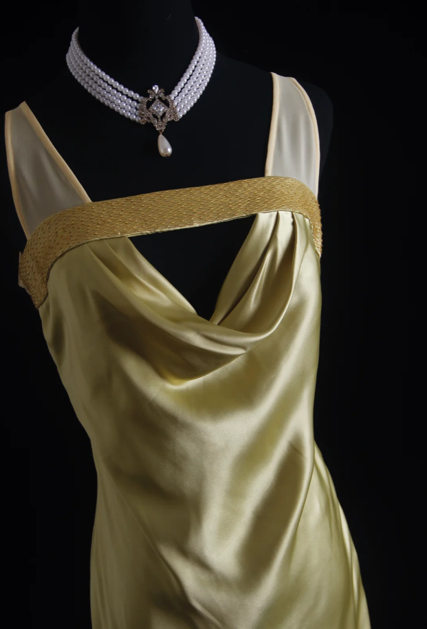Chic Yellow Sleeveless Satin Long Wedding Guest Dress Party Dress