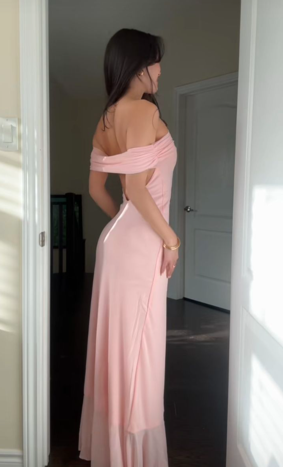 Pretty Strapless Pink Chiffon Ruffles Slit Evening Dress Long Wedding Guest Dress