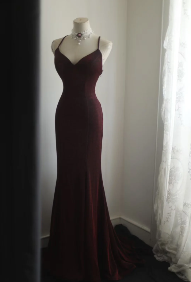 Charming Burgundy Spaghetti Straps Satin Mermaid Long Party Dress Backless Evening Gown