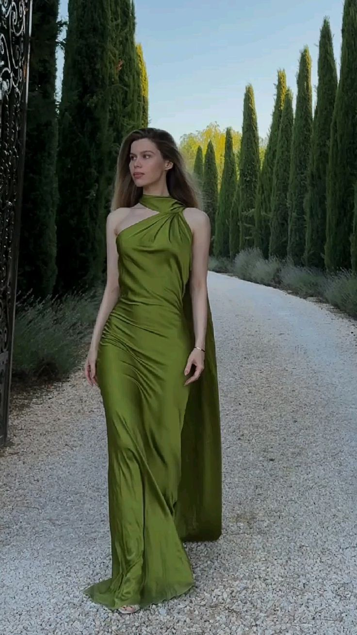Classy Halter Green Satin Mermaid Birthday Party Dress Backless Long Evening Dress