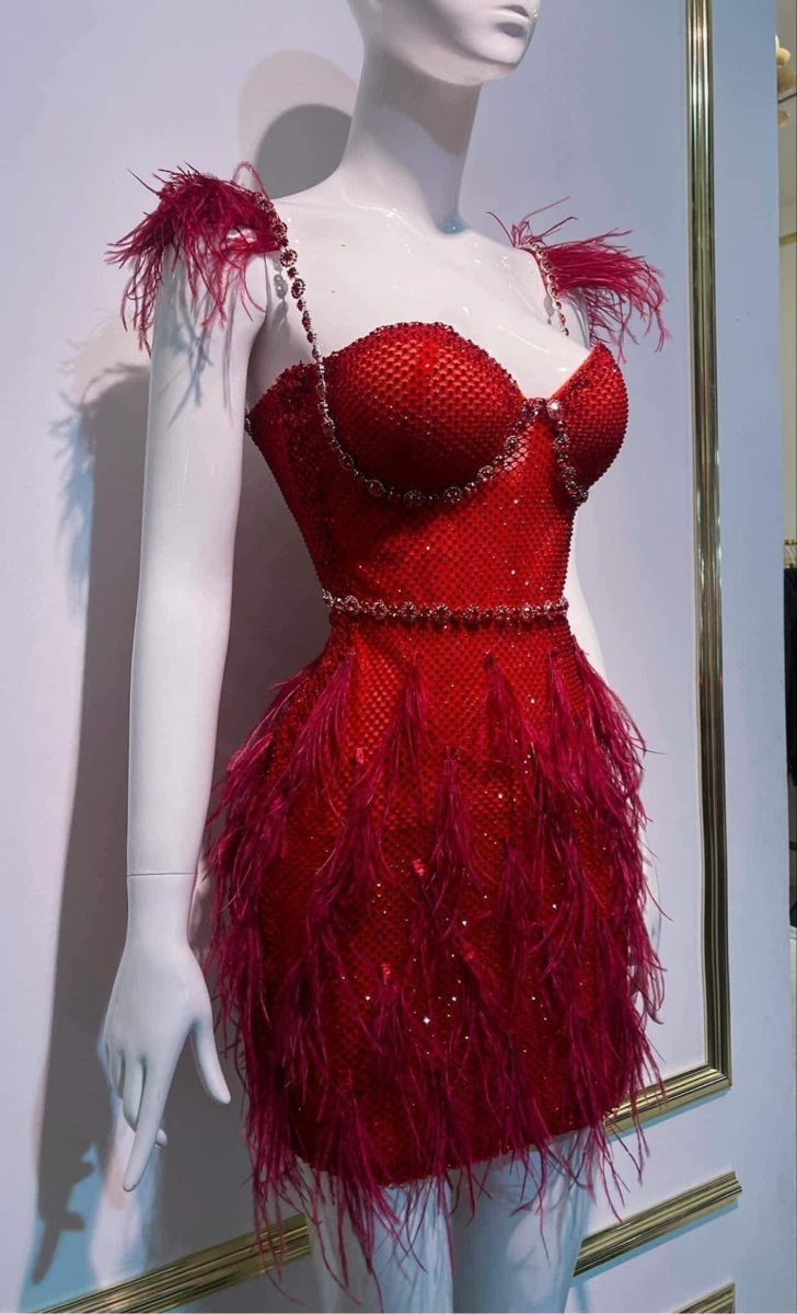 Sparkly Spaghetti Straps Sequin Beaded Red Graduation Homecoming Dress Sexy Cocktail Dress