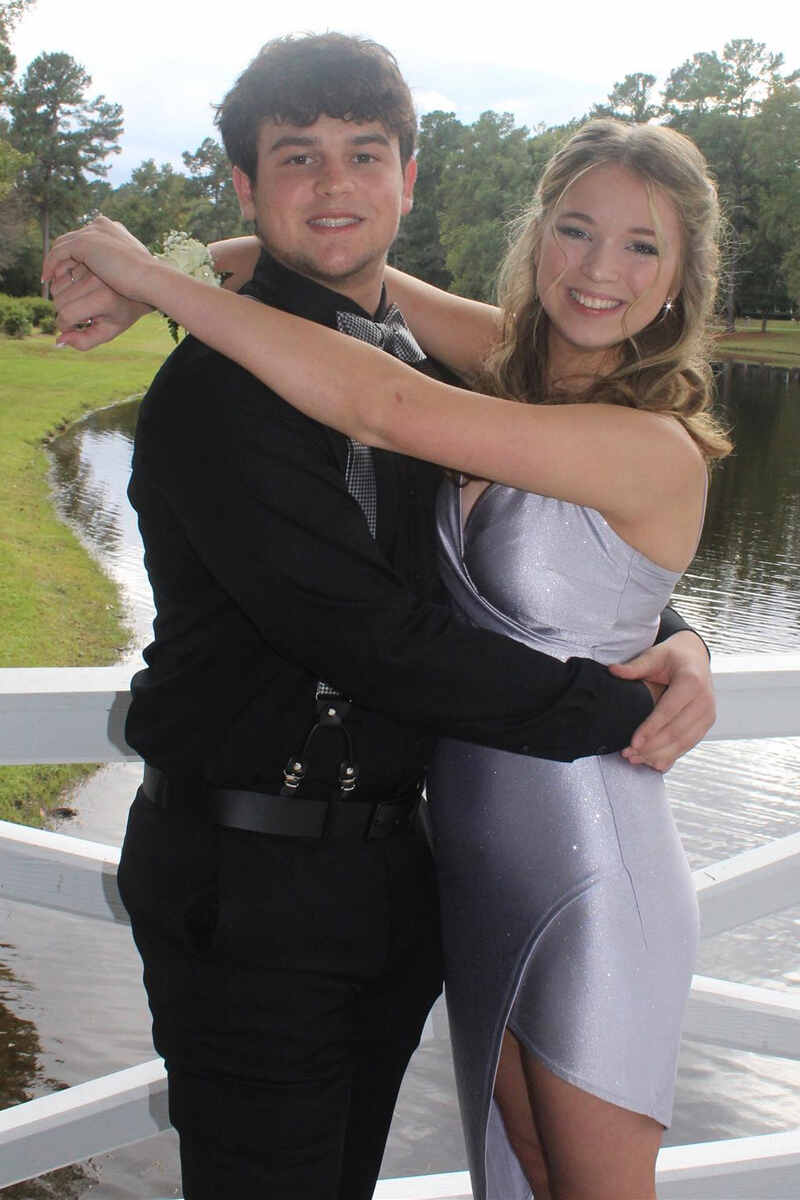 Shiny Light Grey V-Neck Short Homecoming Dress