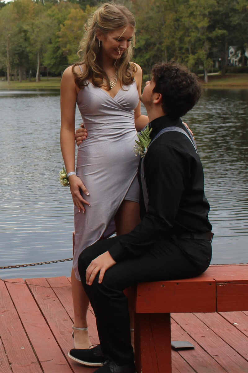 Shiny Light Grey V-Neck Short Homecoming Dress