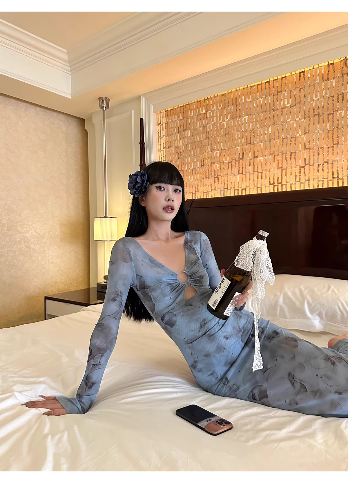 Charming V Neck Blue Lace Sheath Long Evening Dress Formal Wedding Guest Dress